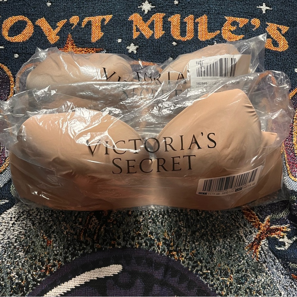Nude Victoria's Secret Bras - 32G